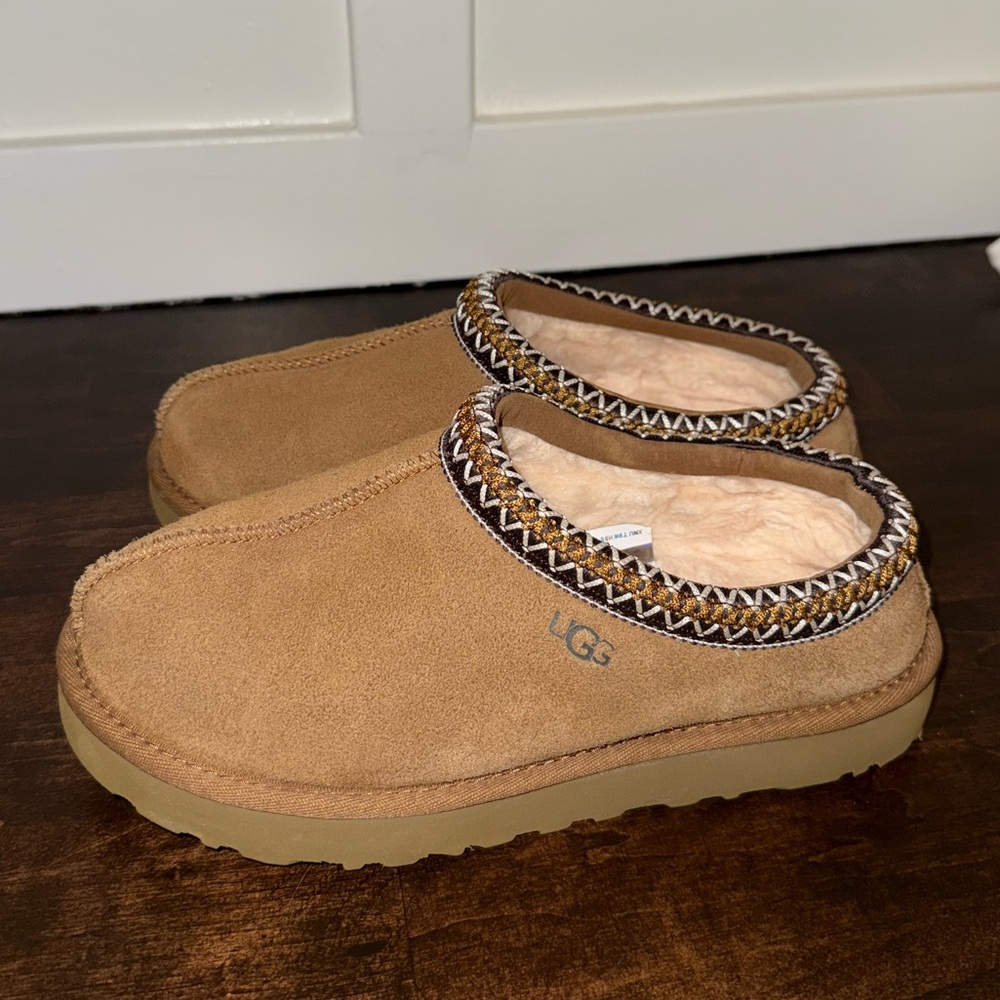 UGG Tasman Slippers